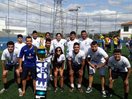 Participantes e campeões do 4º Torneio de Futebol Society FCV