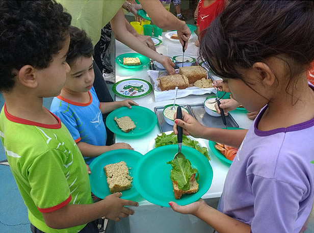 Comer, comer para poder crescer